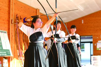 弓道部( 男女 )