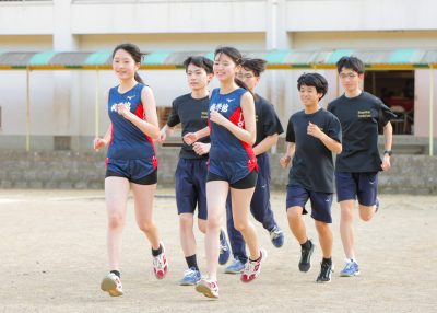 陸上部