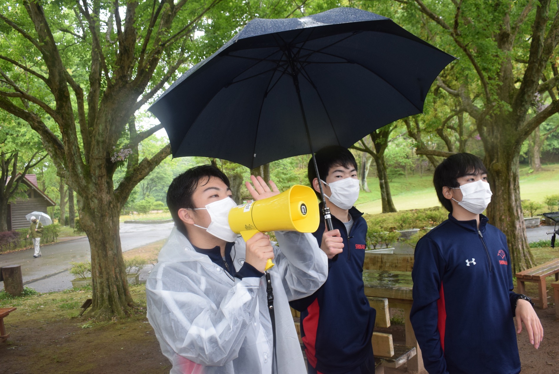 歓迎遠足 借り物競争 尚学館中学校 高等部 歓迎遠足 借り物競争 尚学館中学校 高等部